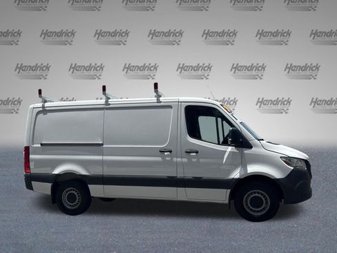 Used 2024 Mercedes-Benz Sprinter 2500 image 11