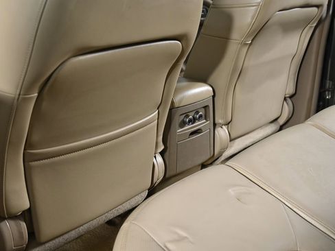 Used 2005 Nissan Pathfinder LE w/ (U01) LE Navigation Pkg image 26