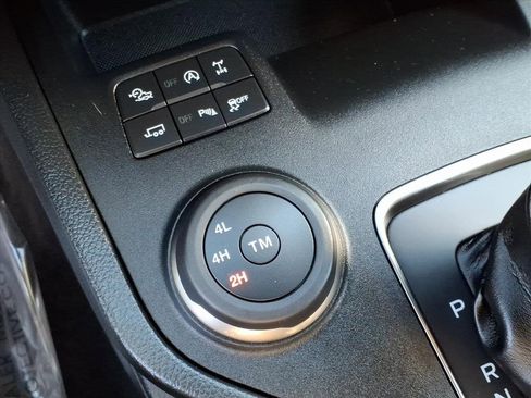 Used 2019 Ford Ranger Lariat w/ Equipment Group 501A Mid image 22