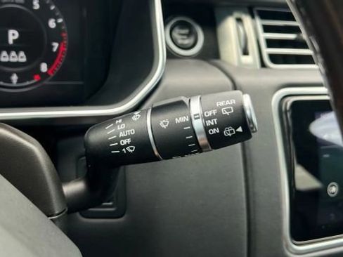 Used 2019 Land Rover Range Rover Long Wheelbase Supercharged image 86