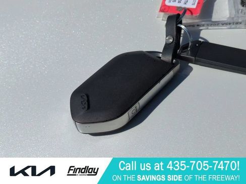 Used 2025 Kia Sorento EX AWD/4WD image 34
