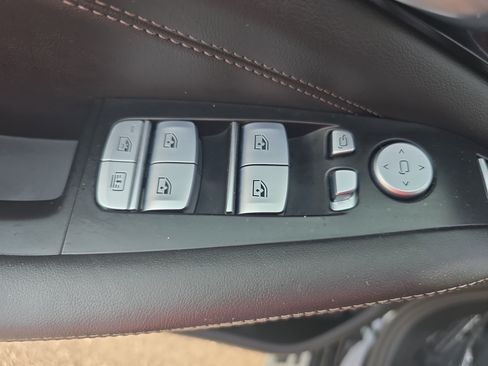 Used 2026 BMW X7 xDrive40i AWD/4WD image 29