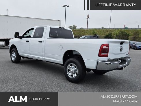 New 2024 RAM 2500 Tradesman w/ Safety Group AWD/4WD image 9