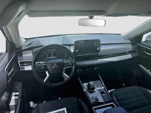Used 2022 Mitsubishi Outlander SE FWD image 24