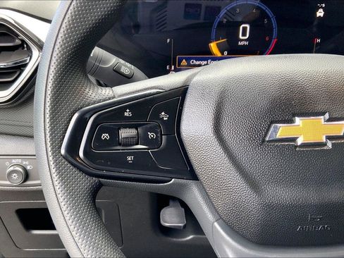 Used 2025 Chevrolet TrailBlazer LT FWD image 18