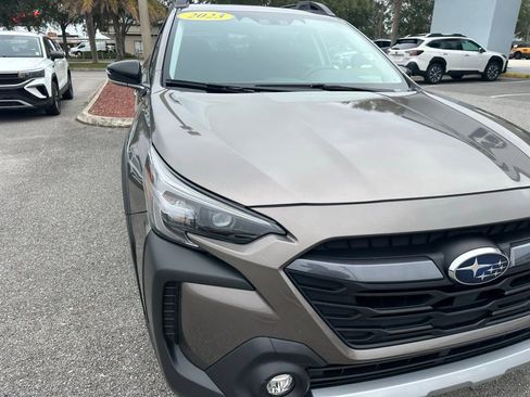 Used 2023 Subaru Outback Limited image 15