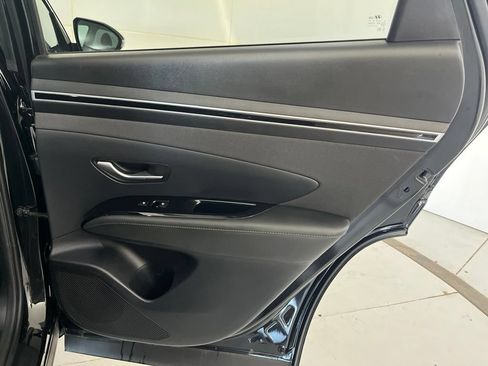Used 2023 Hyundai Tucson Limited AWD/4WD image 29