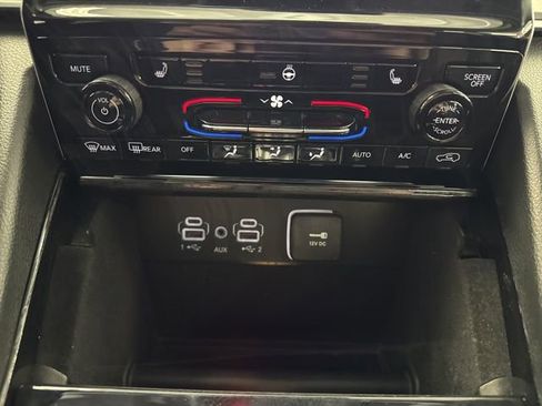 Used 2021 Jeep Grand Cherokee L Limited image 53