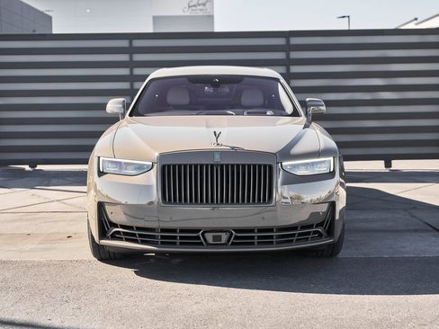 Used 2025 Rolls-Royce Ghost image 16