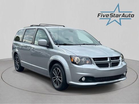 Used 2019 Dodge Grand Caravan GT FWD image 1
