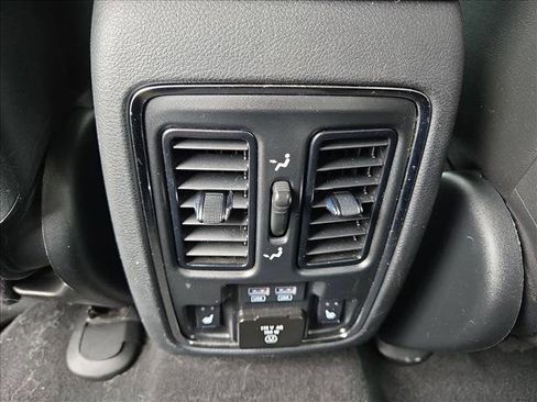 Used 2020 Jeep Grand Cherokee Trailhawk w/ Trailhawk Luxury Group image 18