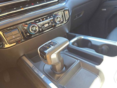 Used 2024 Chevrolet Silverado 1500 LT Trail Boss w/ Convenience Package II image 35