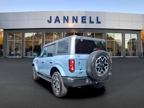 Used 2024 Ford Bronco Outer Banks AWD/4WD image 7