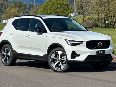 New 2026 Volvo XC40 B5 Plus w/ Protection Package Premier AWD/4WD image 1