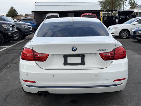 Used 2017 BMW 430i Coupe w/ Driver Assistance Package image 10