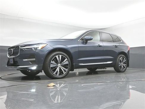 Used 2023 Volvo XC60 B6 Ultimate w/ Climate Package image 40