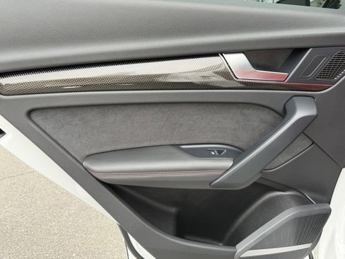 Used 2023 Audi SQ5 Premium Plus w/ Premium Plus Package image 33