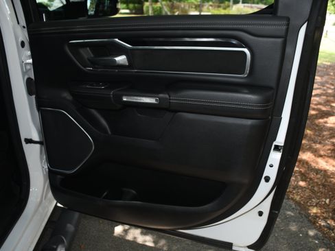 Used 2021 RAM 1500 Laramie AWD/4WD image 20