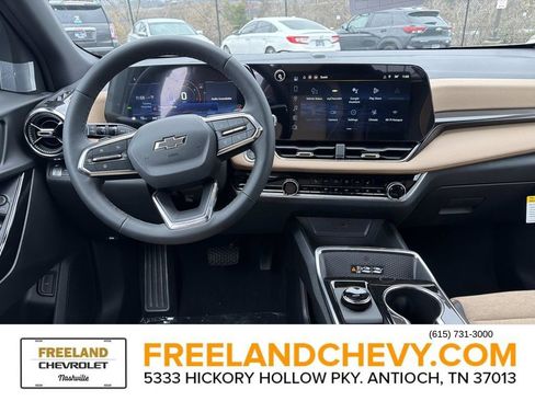 New 2026 Chevrolet Equinox ACTIV w/ Safety and Technology Package image 14