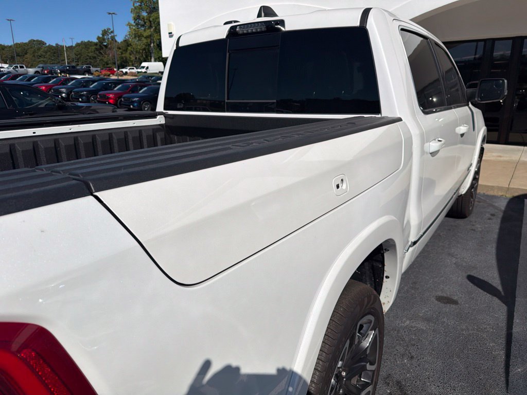 Used 2025 RAM 1500 Limited AWD/4WD image 9