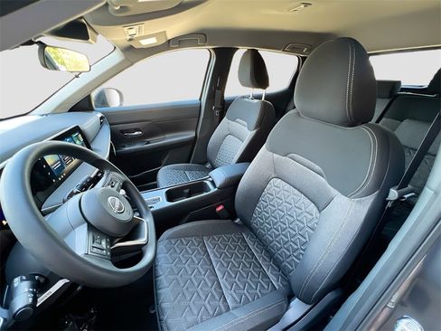 New 2026 Nissan Kicks SV image 19