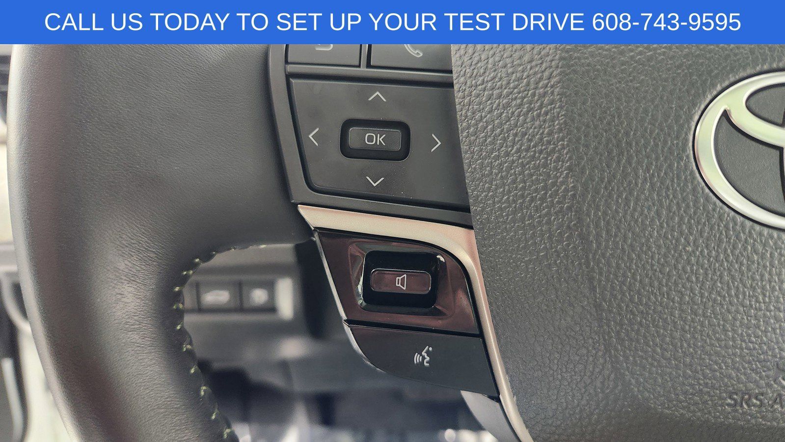 Used 2025 Toyota Camry XLE FWD image 20