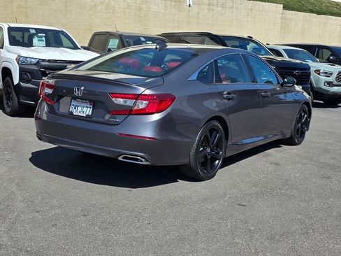 Used 2019 Honda Accord Sport image 6