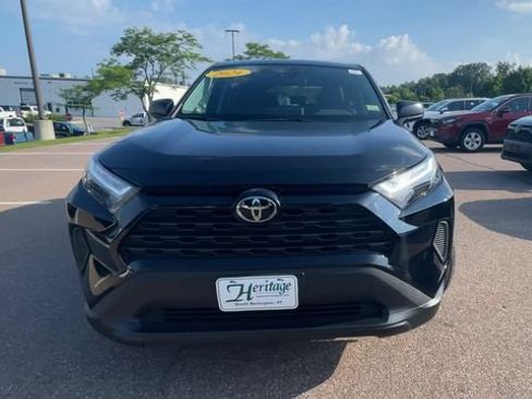 Used 2024 Toyota RAV4 LE AWD/4WD image 7