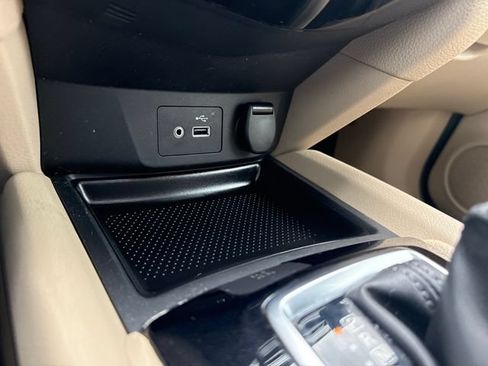 Used 2018 Nissan Rogue SV w/ Sun & Sound Touring Package AWD/4WD image 31