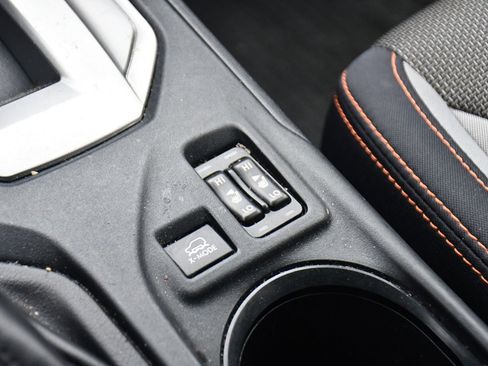 Used 2019 Subaru Crosstrek 2.0i Premium image 27