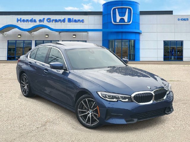 Used 2022 BMW 330i xDrive Sedan w/ Premium Package 2 AWD/4WD image 1