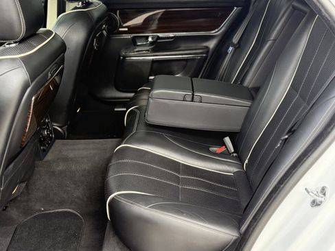 Used 2012 Jaguar XJ L RWD image 23
