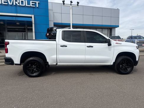 Used 2021 Chevrolet Silverado 1500 LT Trail Boss w/ Convenience Package II image 6