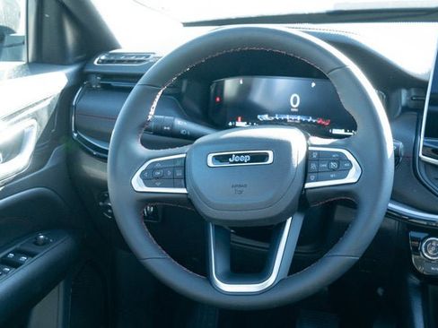 New 2026 Jeep Compass Trailhawk w/ Sun, Sound & Navigation Group AWD/4WD image 28