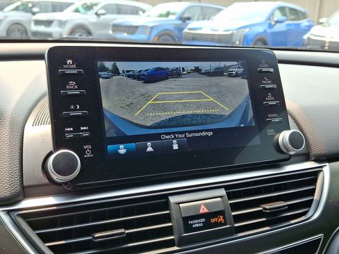 Used 2021 Honda Accord LX image 19