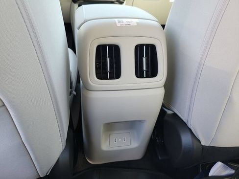 New 2026 Hyundai Tucson Blue SE FWD image 24