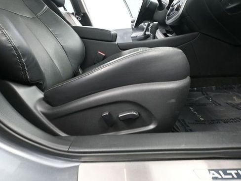 Used 2016 Nissan Altima 2.5 SL w/ Moonroof Package FWD image 44