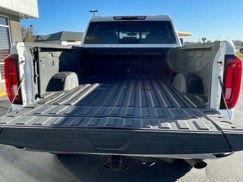 Used 2023 GMC Sierra 2500 SLT image 10