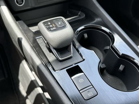 Used 2023 Nissan Rogue SV FWD image 28