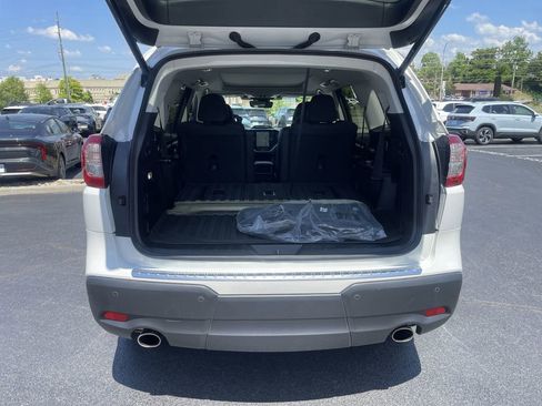 Used 2025 Subaru Ascent Limited w/ Popular Package #1 AWD/4WD image 37