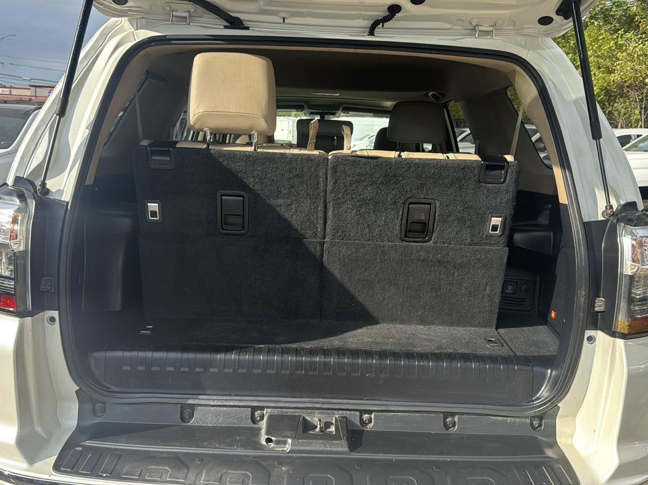 Used 2018 Toyota 4Runner Limited RWD image 31