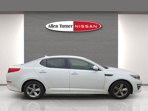 Used 2015 Kia Optima LX image 5