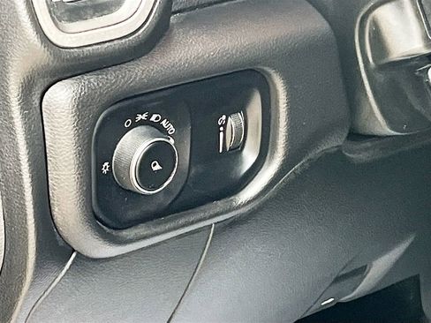 Used 2023 RAM 2500 Tradesman w/ Chrome Appearance Group image 10