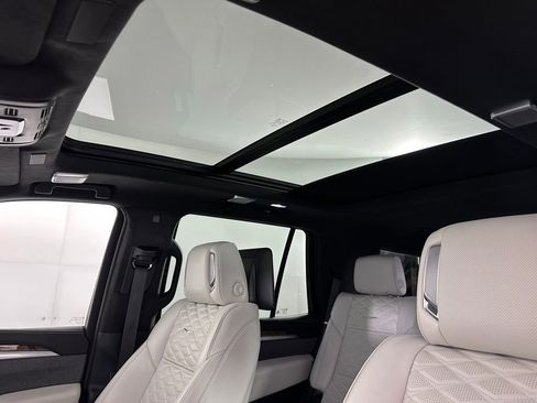 Used 2025 Cadillac Escalade Sport Platinum AWD/4WD image 26