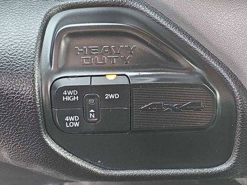 Used 2024 RAM 2500 Big Horn image 28