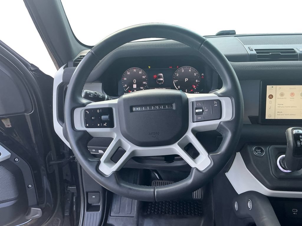 Used 2023 Land Rover Defender 90 X-Dynamic SE AWD/4WD image 18