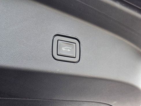 Certified 2025 Cadillac Lyriq Luxury w/ LPO, Floor Liner Package image 32