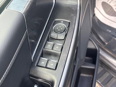 Used 2022 Ford F150 XLT w/ Equipment Group 302A High AWD/4WD image 27