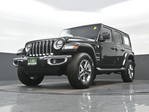 Used 2021 Jeep Wrangler Unlimited Sahara w/ Cold Weather Group AWD/4WD image 26