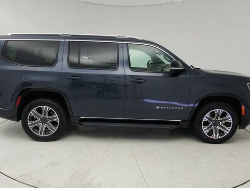 Used 2024 Jeep Wagoneer Series II w/ Flexible Seating Group RWD image 8